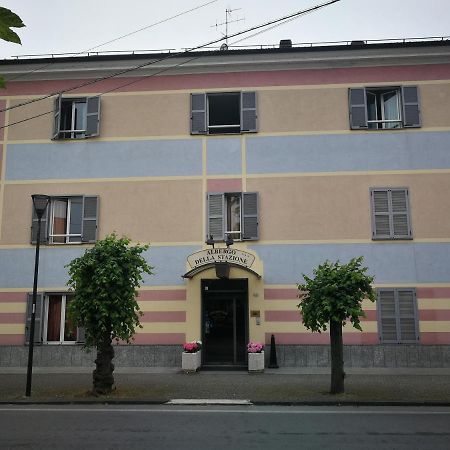 Albergo Della Stazione Cairo Montenotte Esterno foto